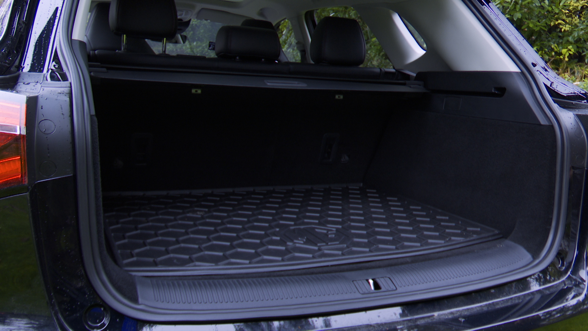 1.5 T-GDI PHEV Exclusive 5dr Auto
